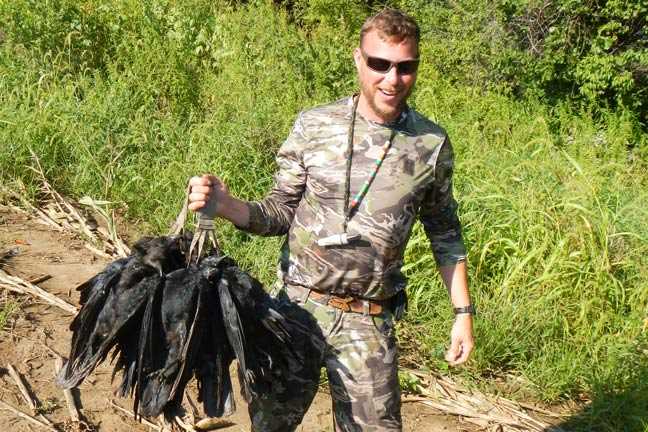 How to Obtain a Crow Hunting Permit