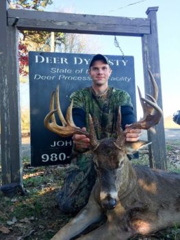 North Carolina Hunter Shoots Three-Horned 12-Point Buck Outdoor Life